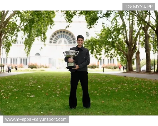 澳网：澳大利亚猛将再夺男单冠军，实力再升级！，2021澳大利亚网球公开赛男单八强